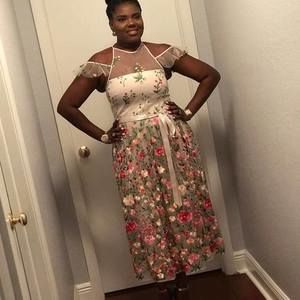 Meet your Posher, Maguy